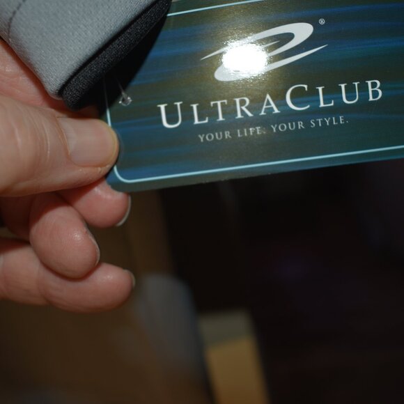 Ultra Club Cool & Dry Golf Dark Gray Short Sleeve Button Up Polo Top NWT - Picture 3 of 5